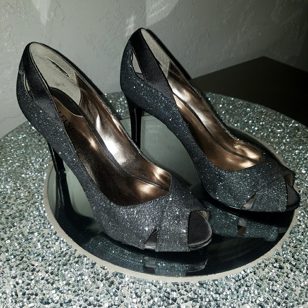 Alfani sparkling gray pumps
